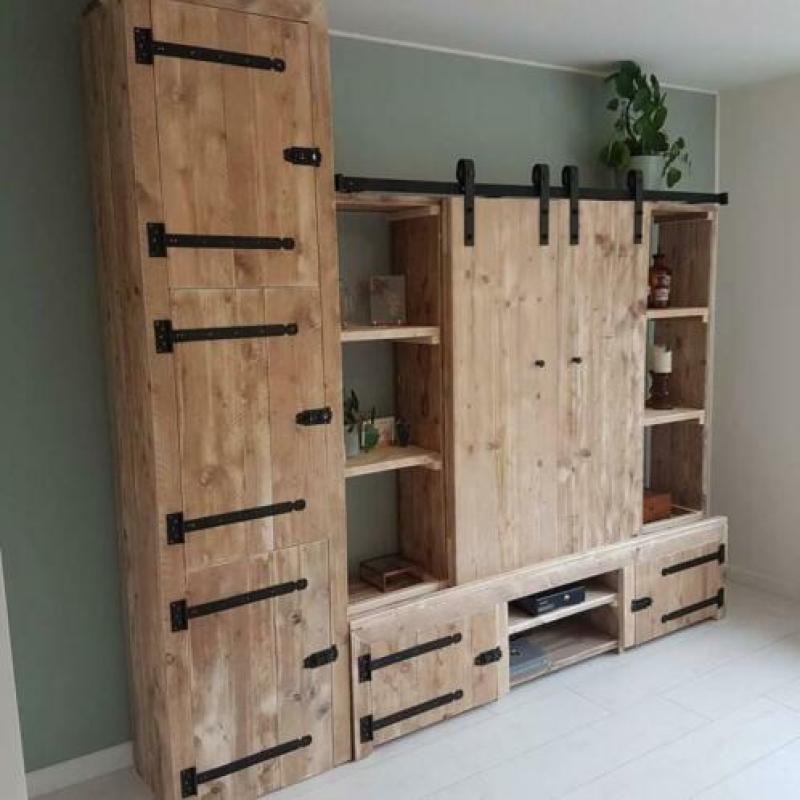 TV meubel van steigerhout