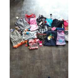 Partij van 36 stuks nieuwe kinderkleding