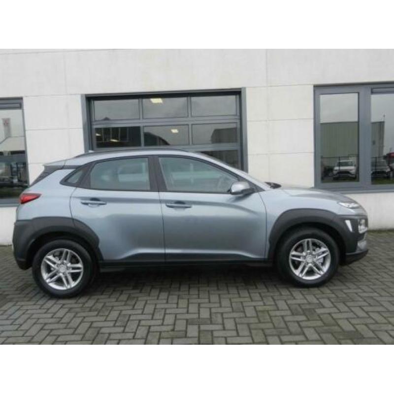 Hyundai Kona 1.0 T-GDI Comfort NAV/AEB VAN € 25.785,- VOOR €