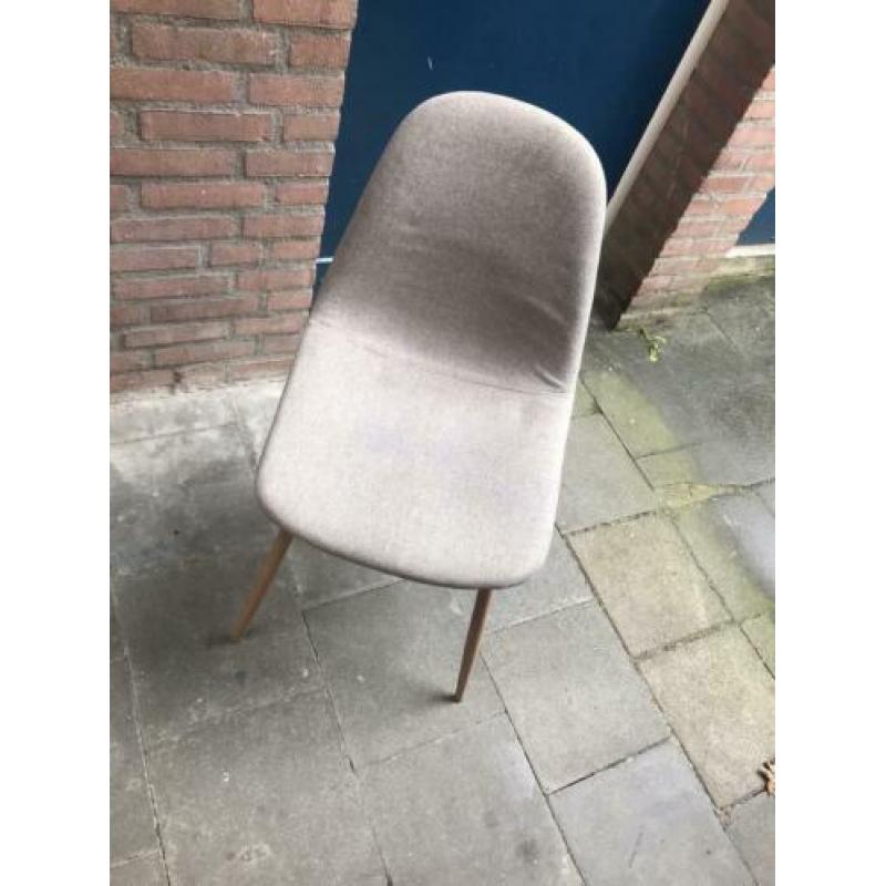 Set van 4 mooie eet stoelen.