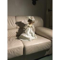 Prachtige pop 45cm hoog