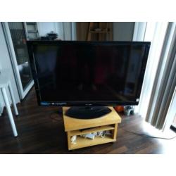 Sharp Aquos LC46 DH77E LCD Televisie