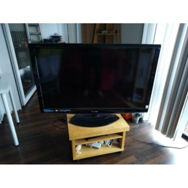 Sharp Aquos LC46 DH77E LCD Televisie