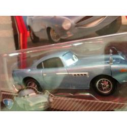 2 nieuwe Disney PIXAR Cars. Finn McMissle / Lighning McQueen