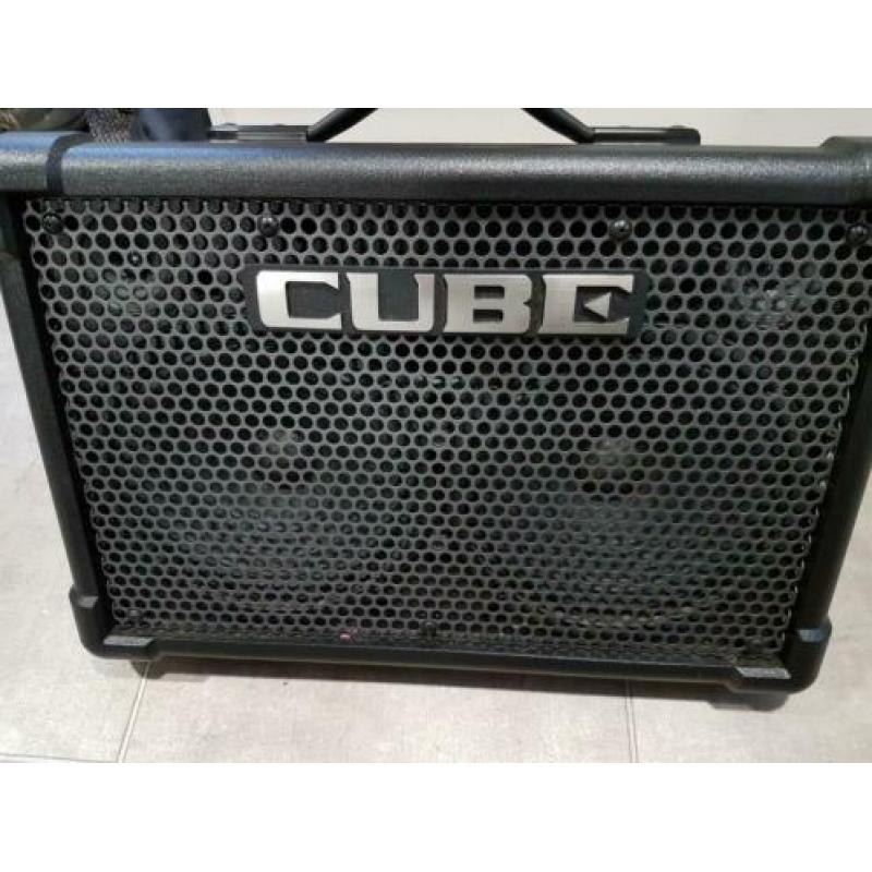 TE KOOP: Roland Cube Street EX
