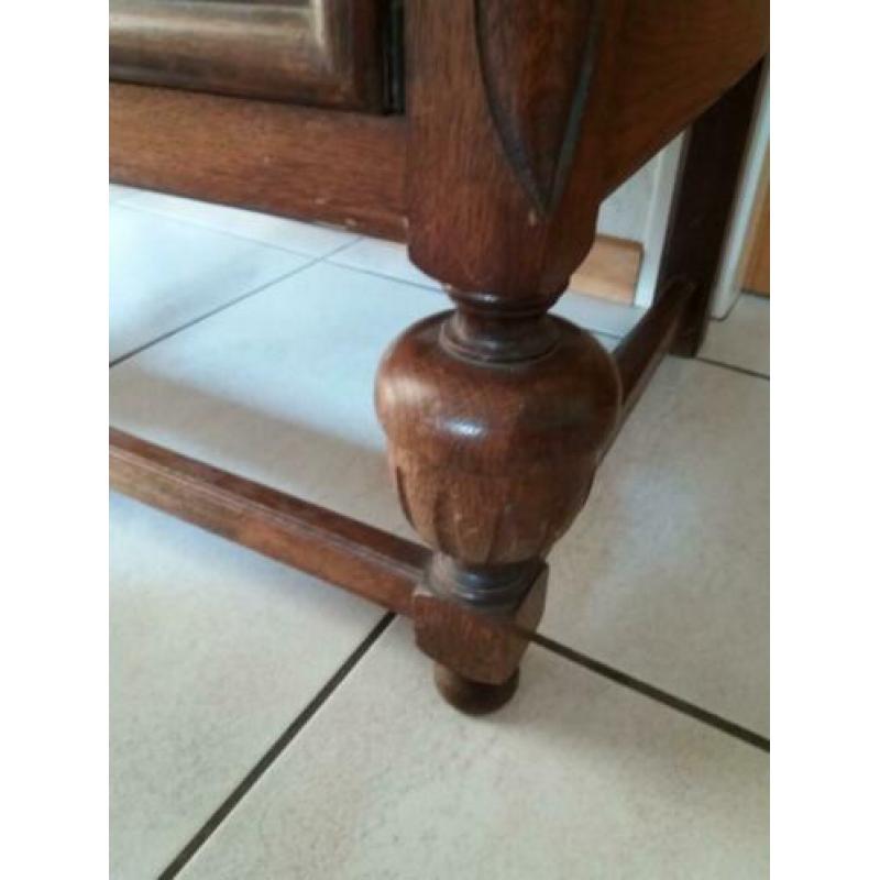 oud retro kastje Br. 91 cm Diep 45 cm Hoog 75 lijst 10 cm