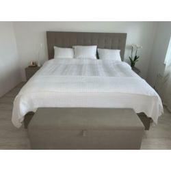 Boxspring zeer luxueus 200x210