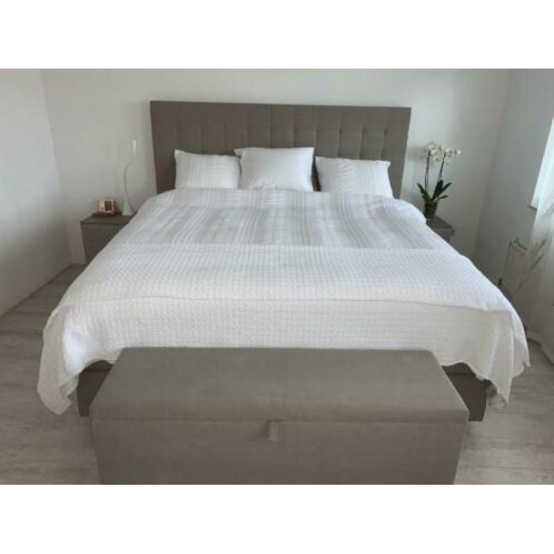 Boxspring zeer luxueus 200x210