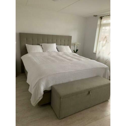 Boxspring zeer luxueus 200x210
