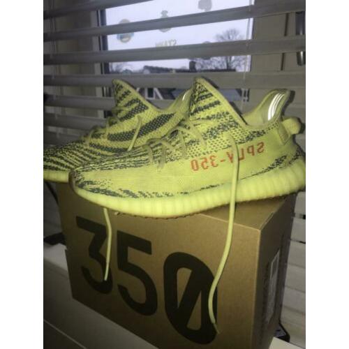 Adidas yeezy semi frozen yellow 45 1/3