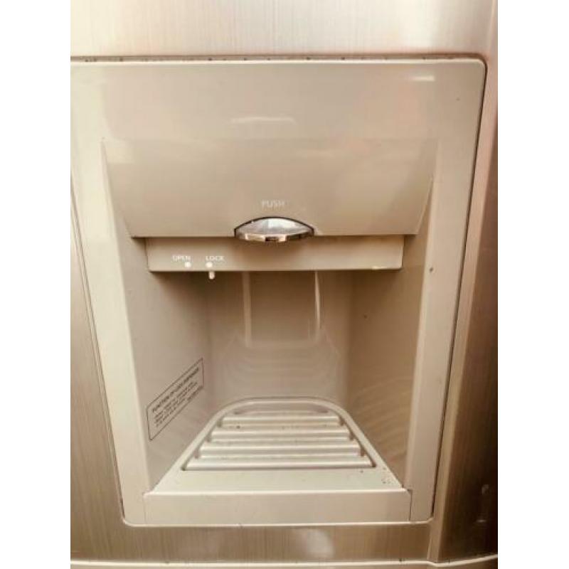 Samsung koelkast met ijswater dispenser