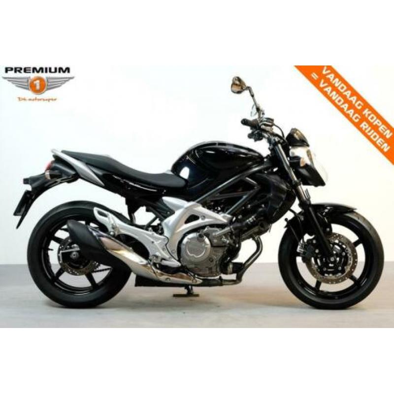 Suzuki SFV 650 GLADIUS (bj 2012)