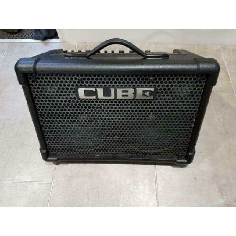 TE KOOP: Roland Cube Street EX