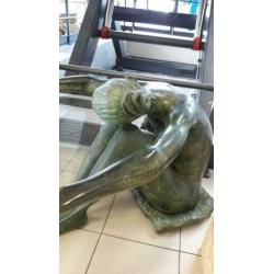 Uniek salontafel bronzen beeld van naakte vrouw