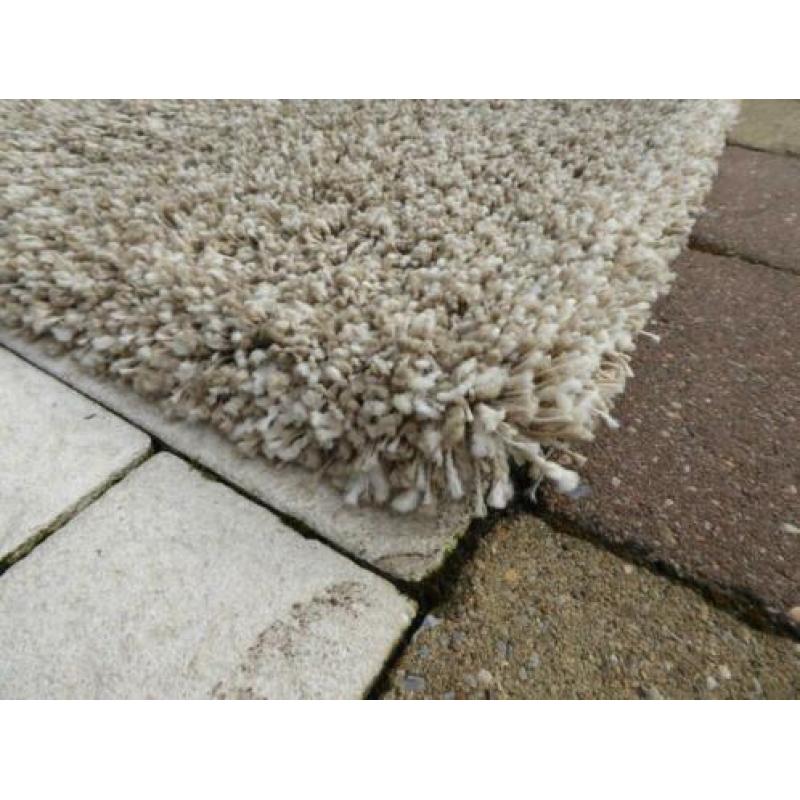 karpet 2 x 2m
