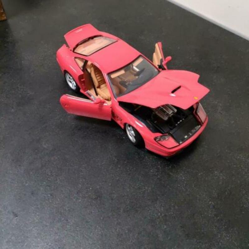 modelauto ferrari maranello