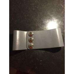 Grijze Leren Taille Riem Drie Studs Klittenband 85 cm