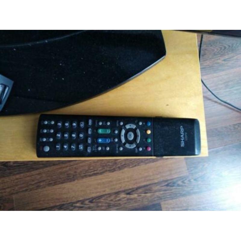 Sharp Aquos LC46 DH77E LCD Televisie