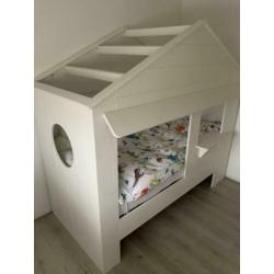 Huisbed, zo goed als nieuw €250