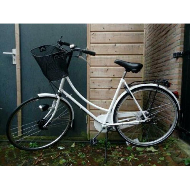 Damesfiets, batavus, wit/zwart gelakt