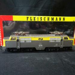 536=Fleischmann 4372 serie 1200 van de Ned.spoorwegen.