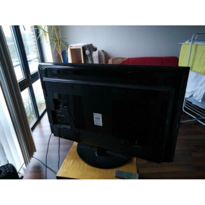 Sharp Aquos LC46 DH77E LCD Televisie
