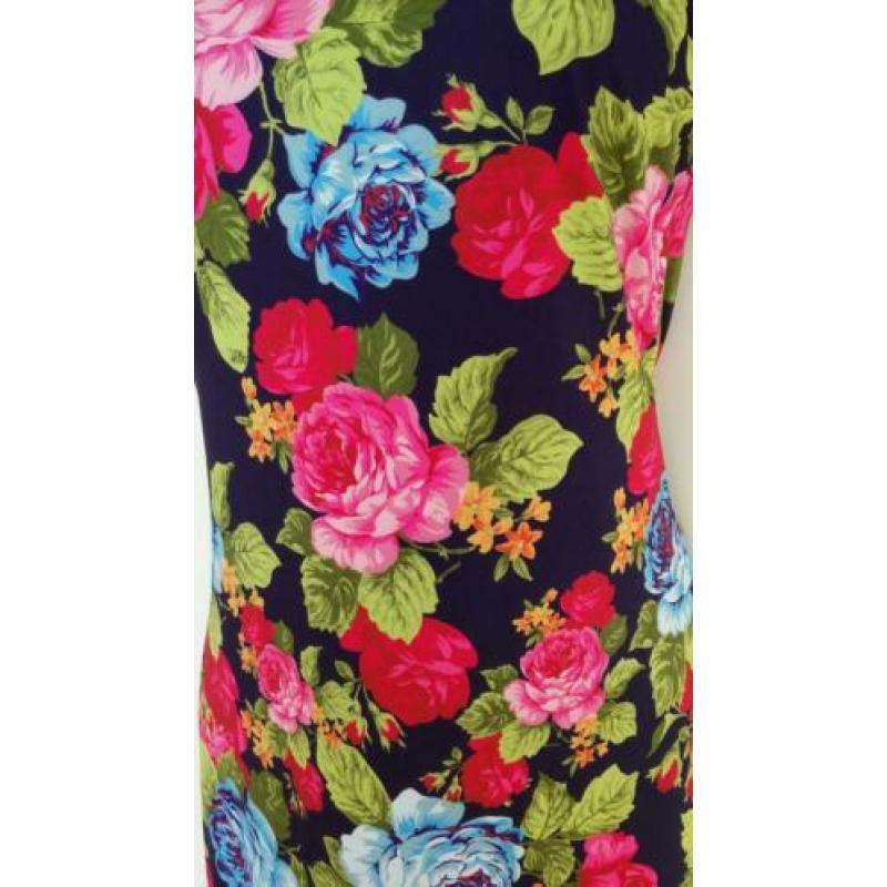 Donkerblauw gebloemd zomerjurkje 40