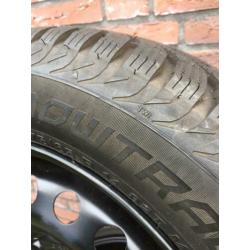 Winterbanden VW Up / Mii / Citigo 175/65R14 Vredestein