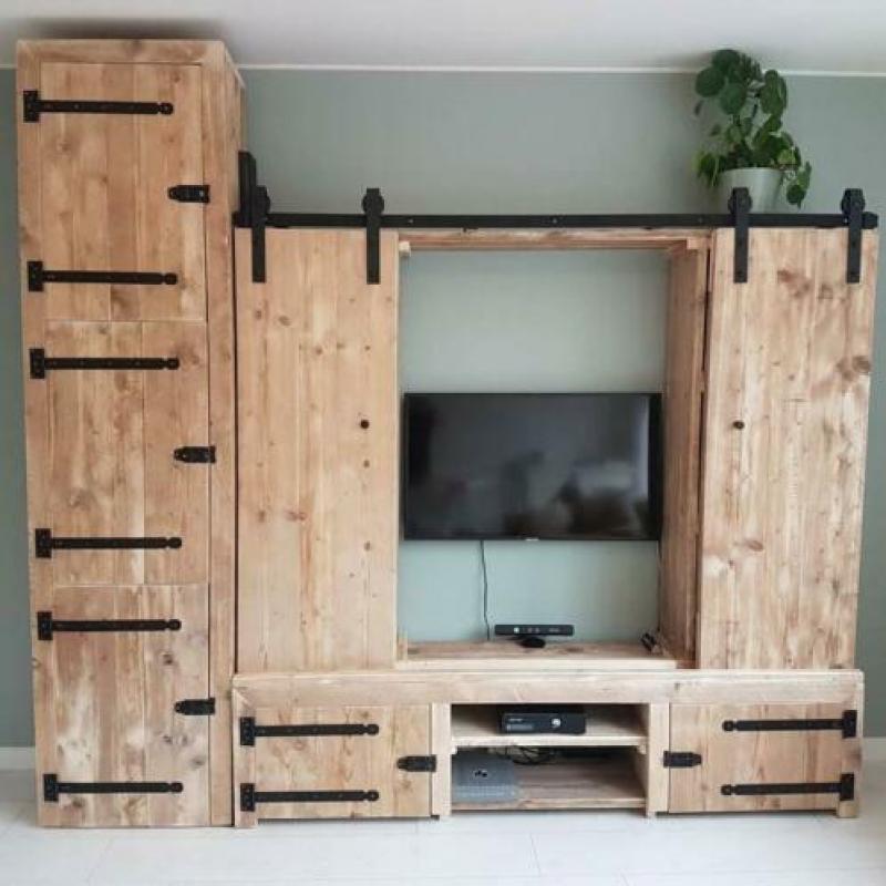 TV meubel van steigerhout