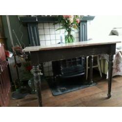 Brocante Frans keukentafel