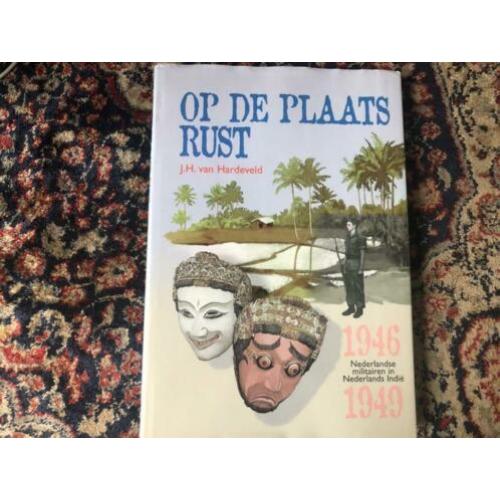 Op de plaats rust 1946 Nederlandse militairen in Nederlands-