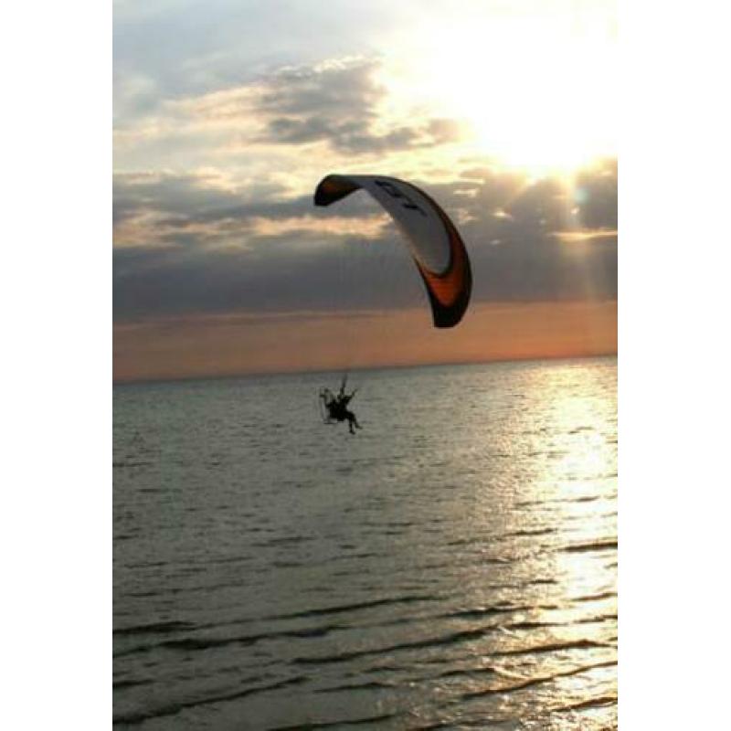 Paramania Action GT Paraglider
