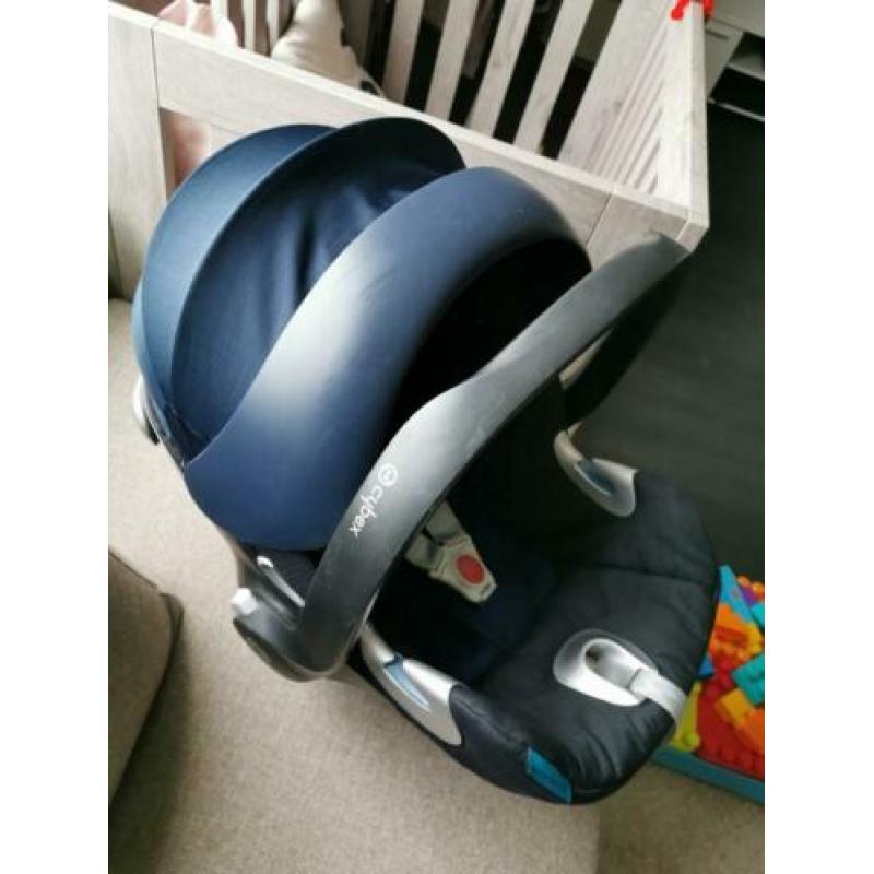 Maxi Cosi Cybex aton Q platinum