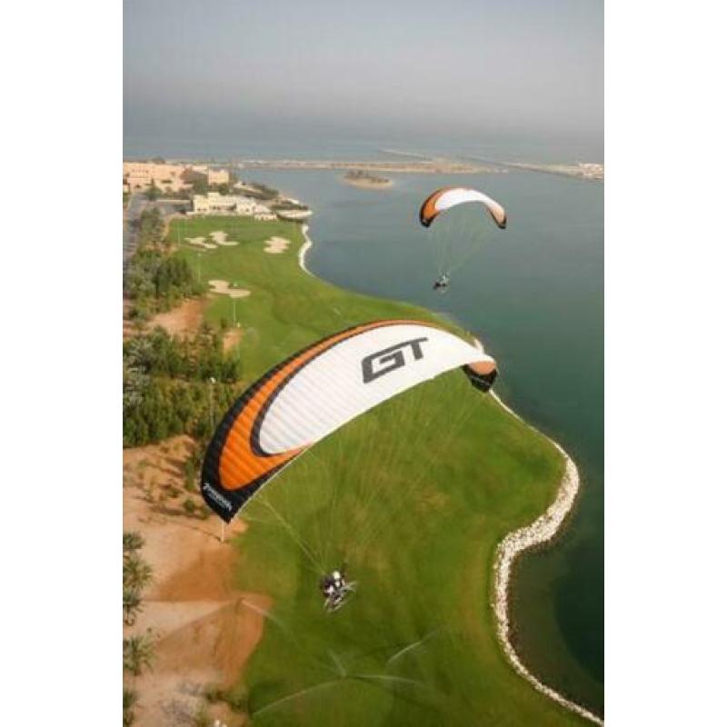 Paramania Action GT Paraglider