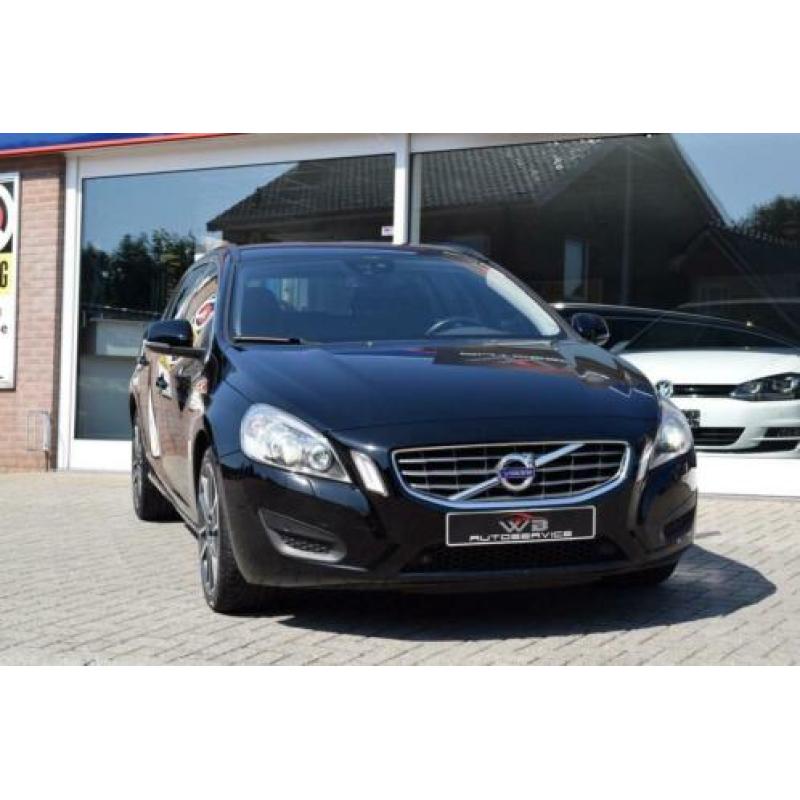 Volvo V60 2.0 T5 Momentum 203pk Navigatie Xenon Automaat