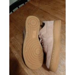Nike Air Force 1, roze suède, maat 37,5 zgan!