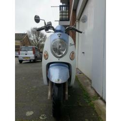 Leuke Kymco Sento 25km snor 4t !!