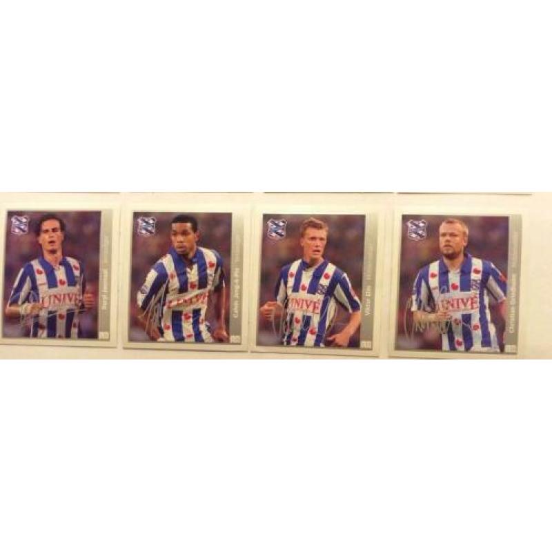 Voetbalplaatjes HEERENVEEN 2010/2011 18STUKS