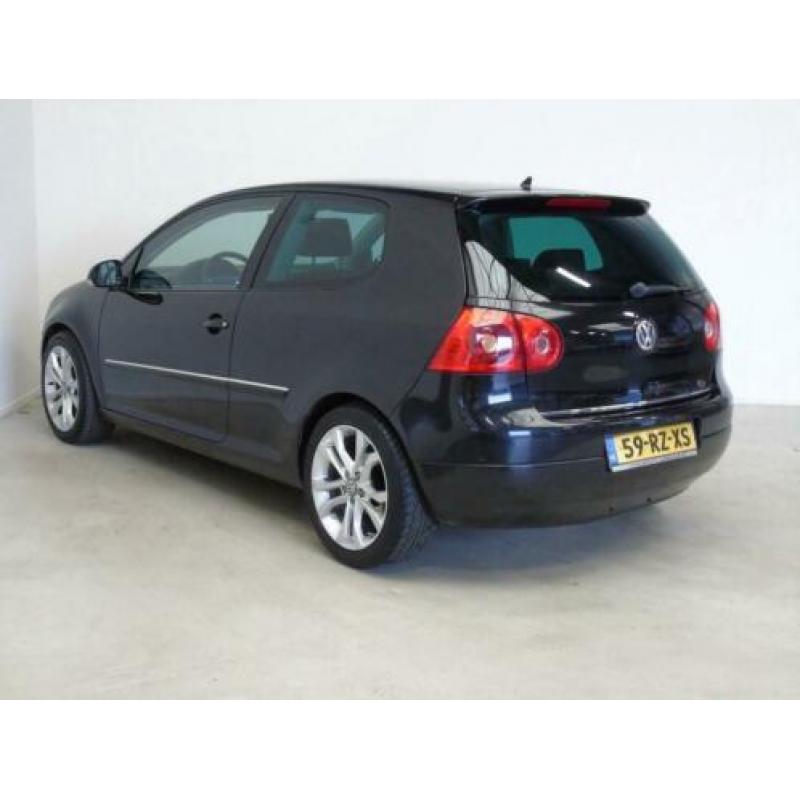 Volkswagen Golf 1.6 FSI Turijn Navi 6-Bak Cruis € 3.300,00
