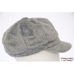 Dames Ballonpet Hawkins grijs imitatie angora 57-60 nieuw