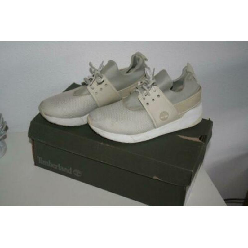 Timberland gympen/ sneakers mt 38 zgan taupe