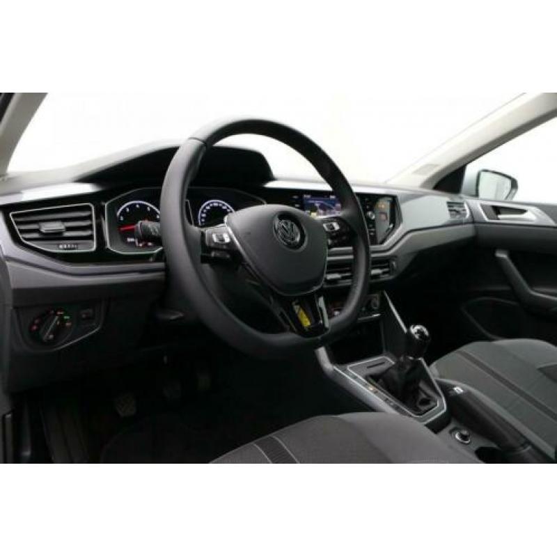 Volkswagen Polo 1.0 TSI 95PK Highline | Navigatie | Adaptive