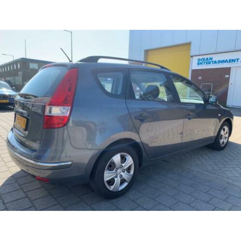 Hyundai I30 CW 1.4i Blue Active Cool