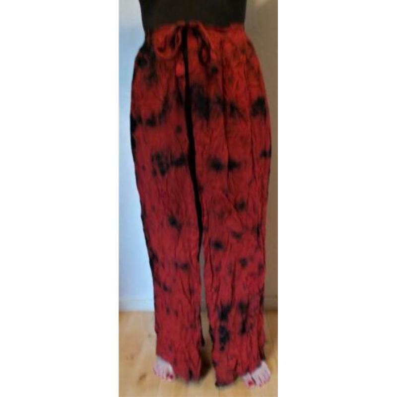 Rood/zwarte Ibiza/hippie look print broek! M/L
