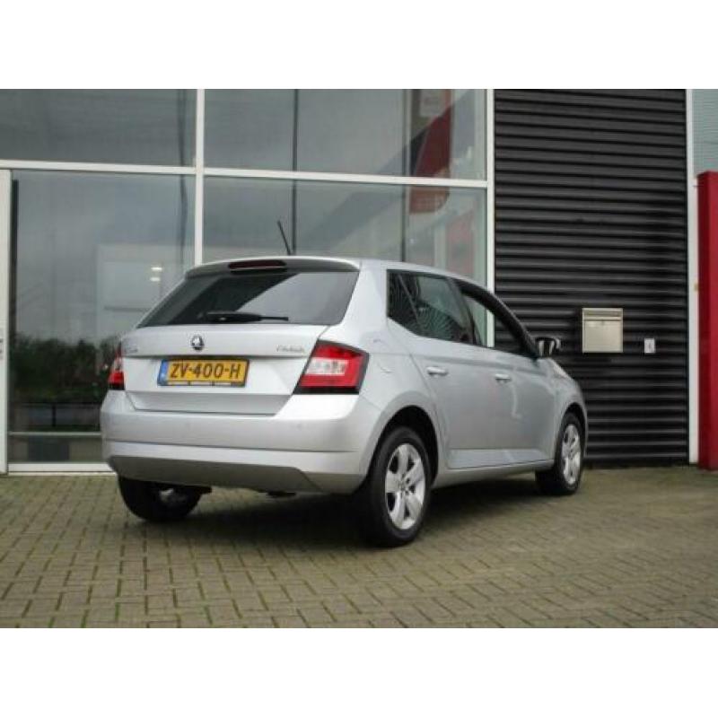 Skoda Fabia 1.0 Active Airco, Navi, LM !