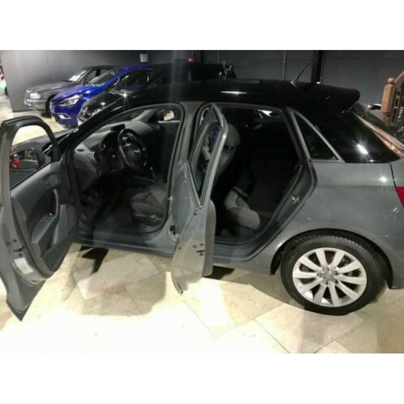 Audi A1 Sportback 1.0 TFSI 1e Eigenaar 27.000KM Airco Stoelv