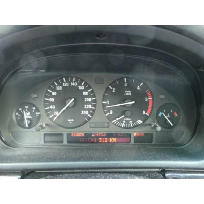 BMW 5-serie 530d Executive (AIRCO + INRUIL MOGELIJK )