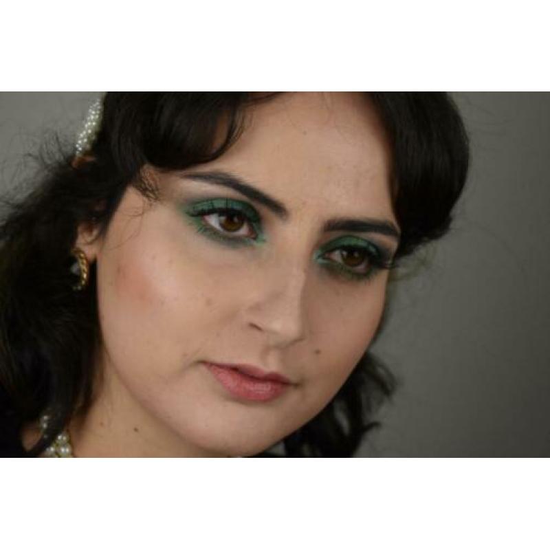 Glam make-up voor een avondje uit