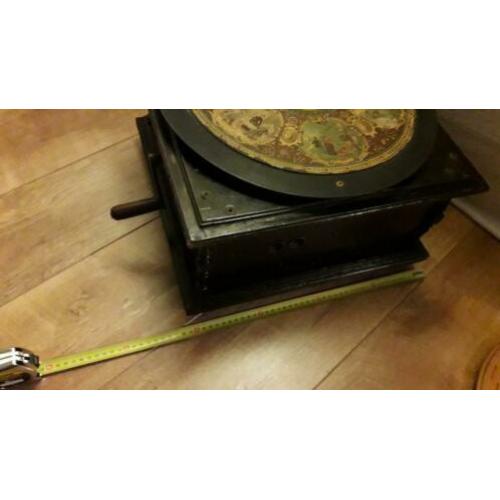 Muziekdoos + 10 orginele muziek schijven