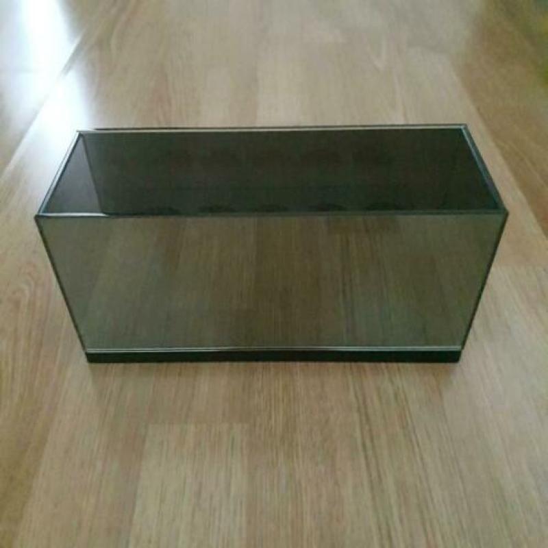 Waxinelichthouder van spiegelglas 5 lichts